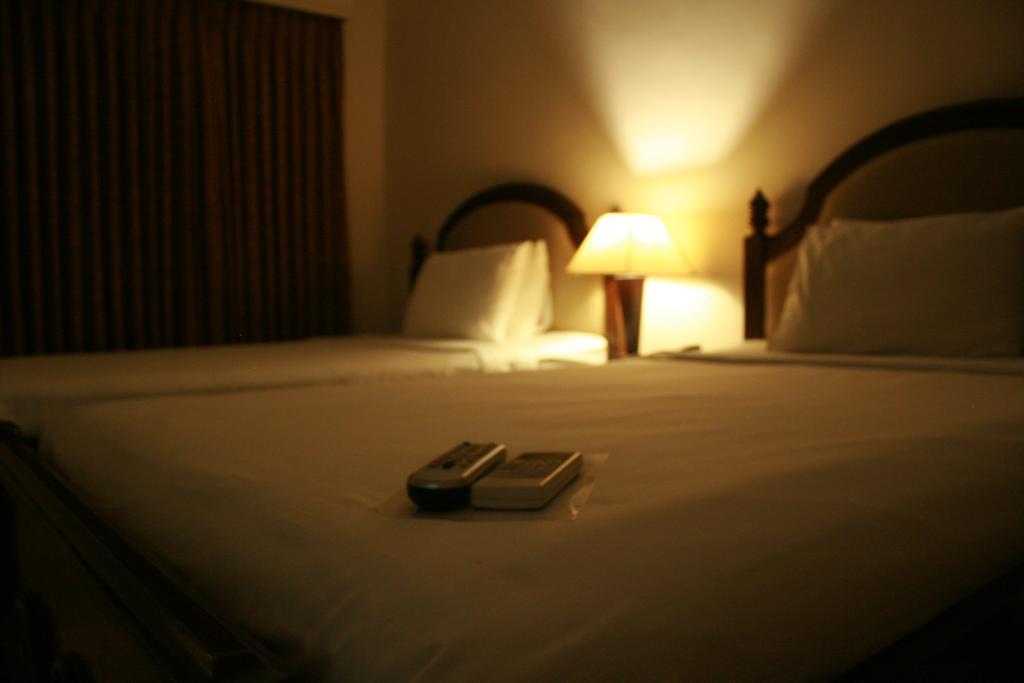 Hotel Ornate Dhaka Bagian luar foto